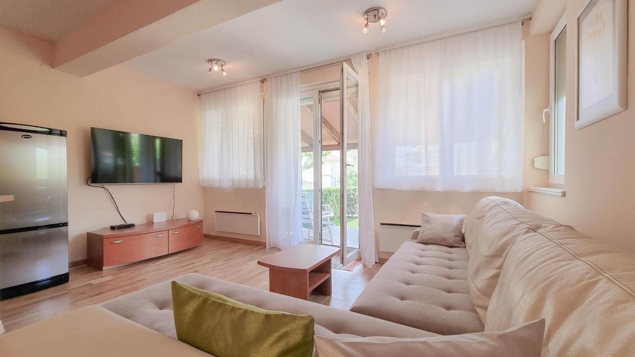 Roko Apartman Novigrad Istria Kültér fotó